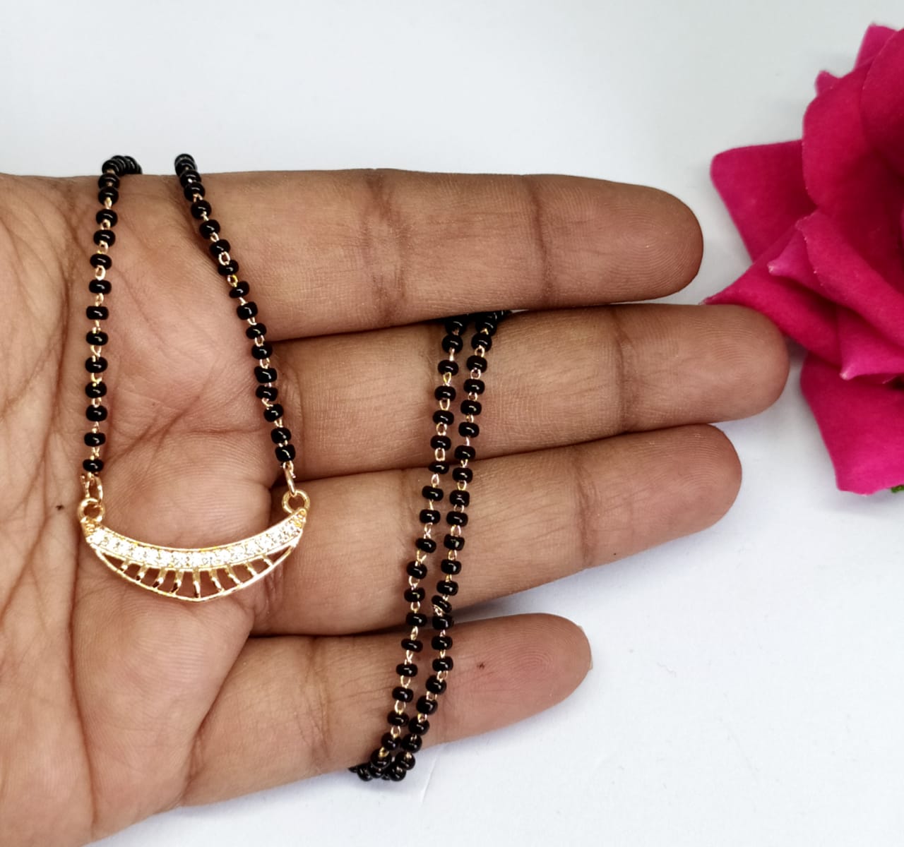 beautyful light weight mangalsutra