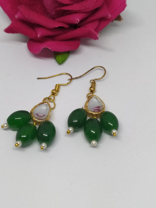 green kundan earring